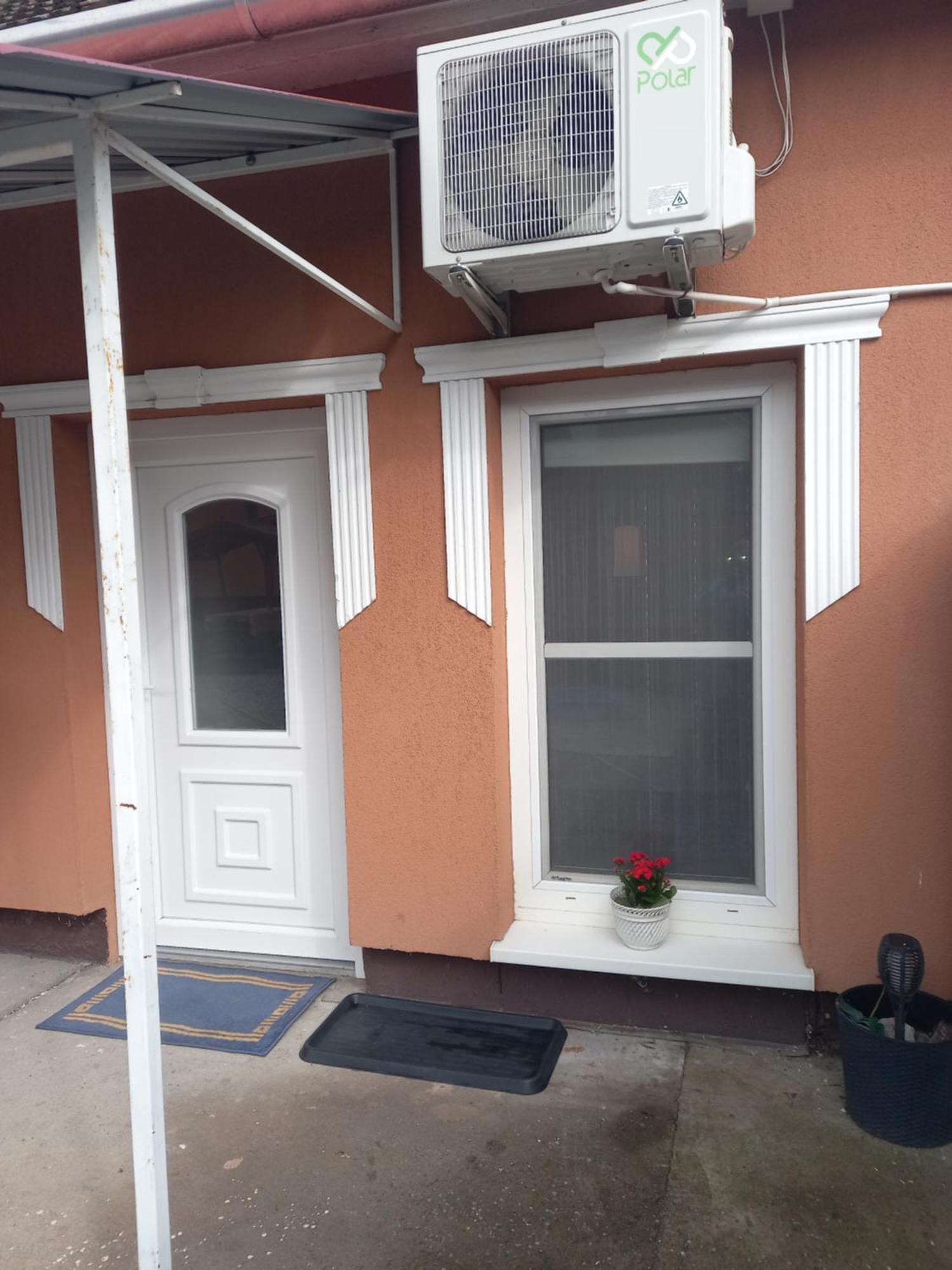Poroszló Grevia Apartmanok מראה חיצוני תמונה