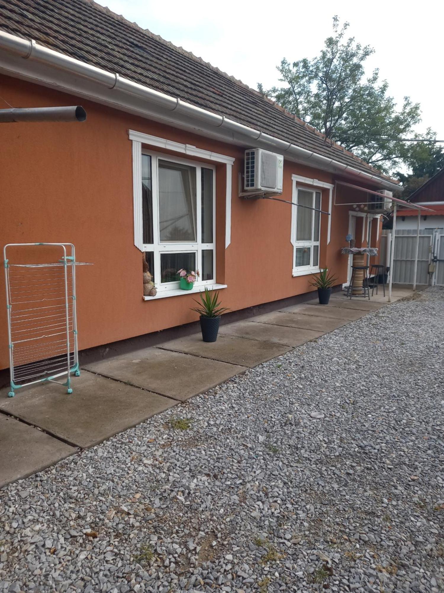 Poroszló Grevia Apartmanok מראה חיצוני תמונה